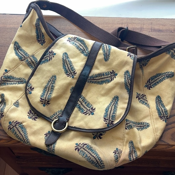 Vintage Lucky Brand Butter Yellow Canvas Crossbody Hobo Bag Slouchy Boho Y2K - Picture 16 of 16